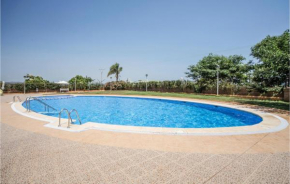 Nice apartment in Cabanes with Outdoor swimming pool and 2 Bedrooms, Cabanes